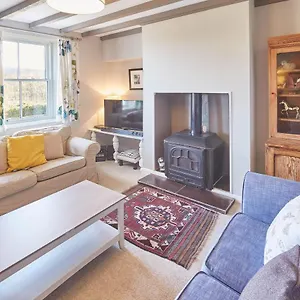 Holiday home Host & - Heather, Whitby