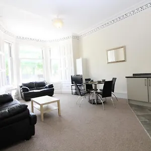 https://central-two-bedroom-victorian-apartment-with-free-parking.edinburghhotelsuk.org